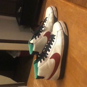 Mens Nike Brooklyn Spike Lee Shoes